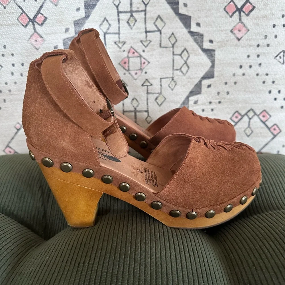 Jeffrey Campbell Tan Suede Studded Ankle Strap Clogs - Picture 4 of 8